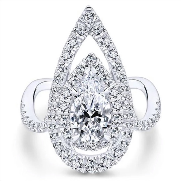 Luxury 925 Sterling Silver Pear Cut Diamonds Ring - Picture 5 of 6
